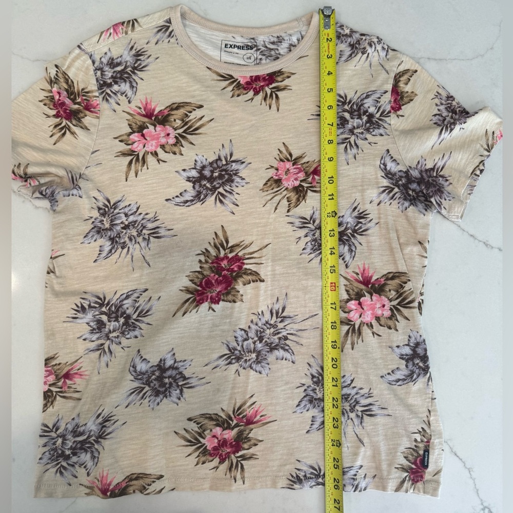 Express Floral Short Sleeve Tee - Cream and Pink